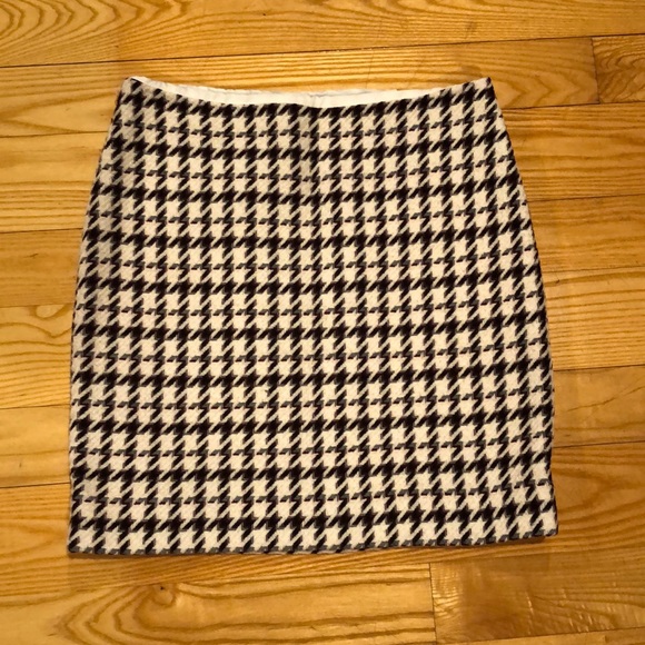 WHBM Plaid Boot Skirt - Picture 4 of 7